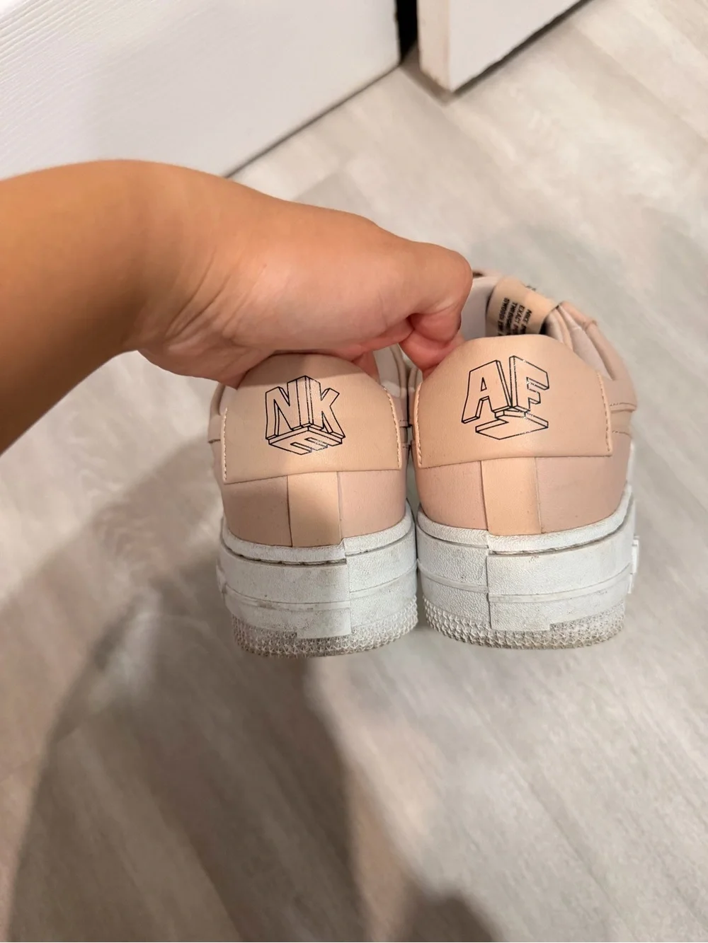 Nike Kids Blush Low-Top Sneakers